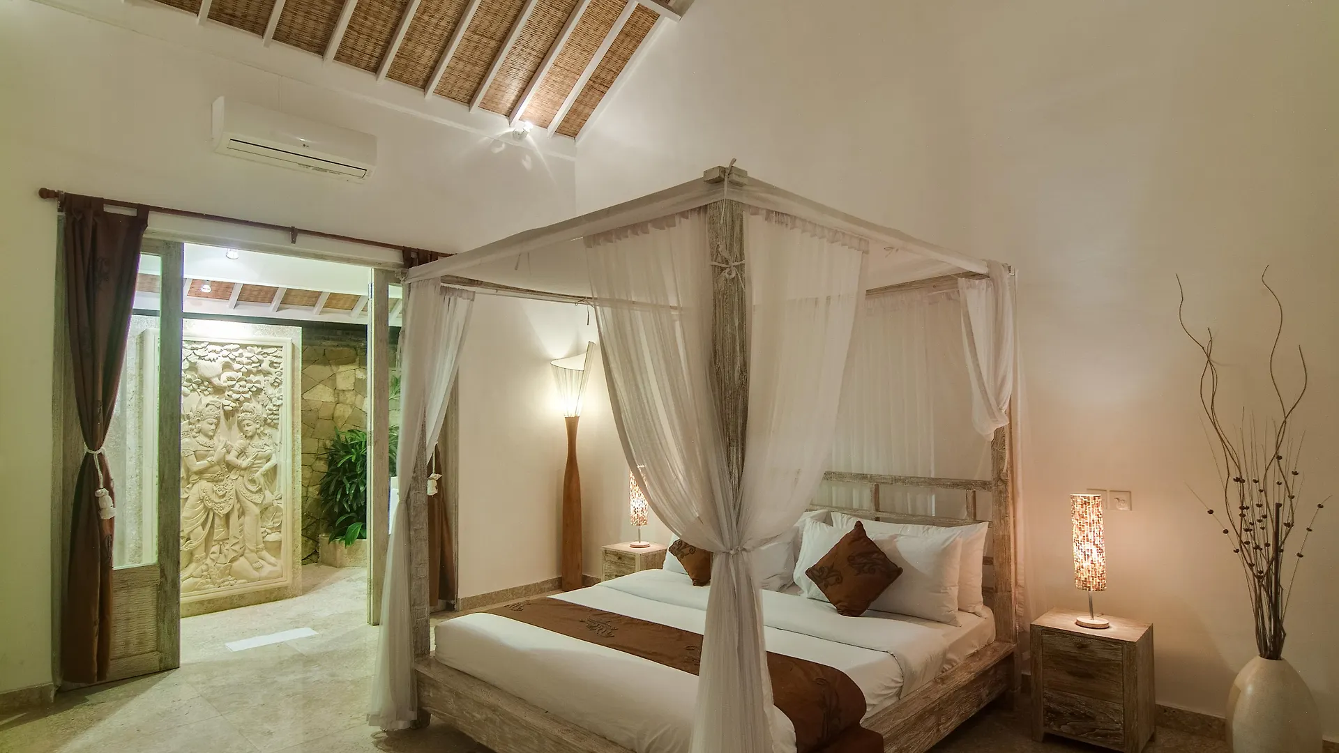 Bali Holiday Villas - La Playa Seminyak