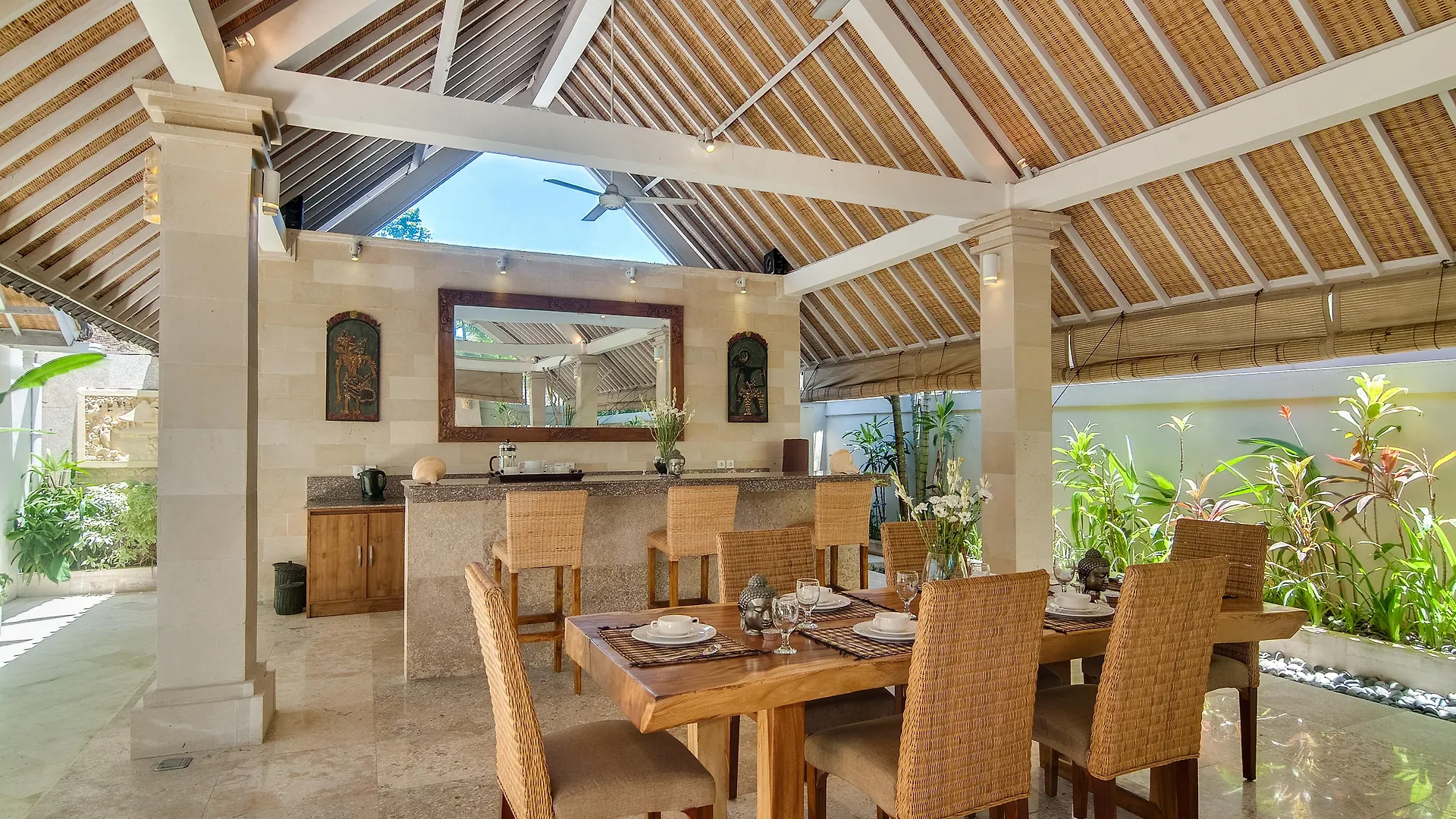 Bali Holiday Villas - La Playa Seminyak