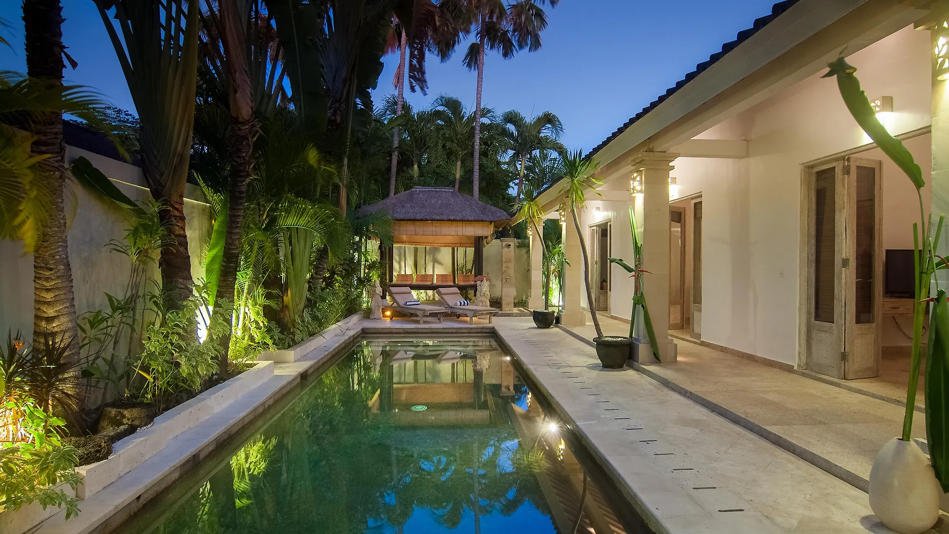 Bali Holiday Villas - La Playa Seminyak