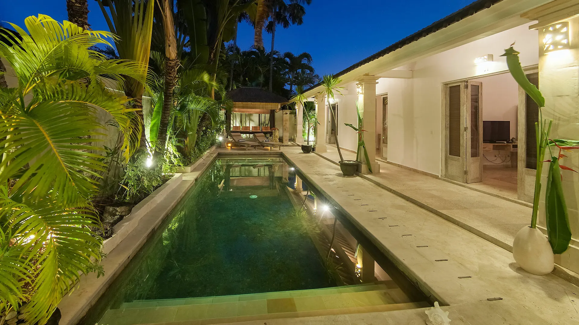Bali Holiday Villas - La Playa Seminyak