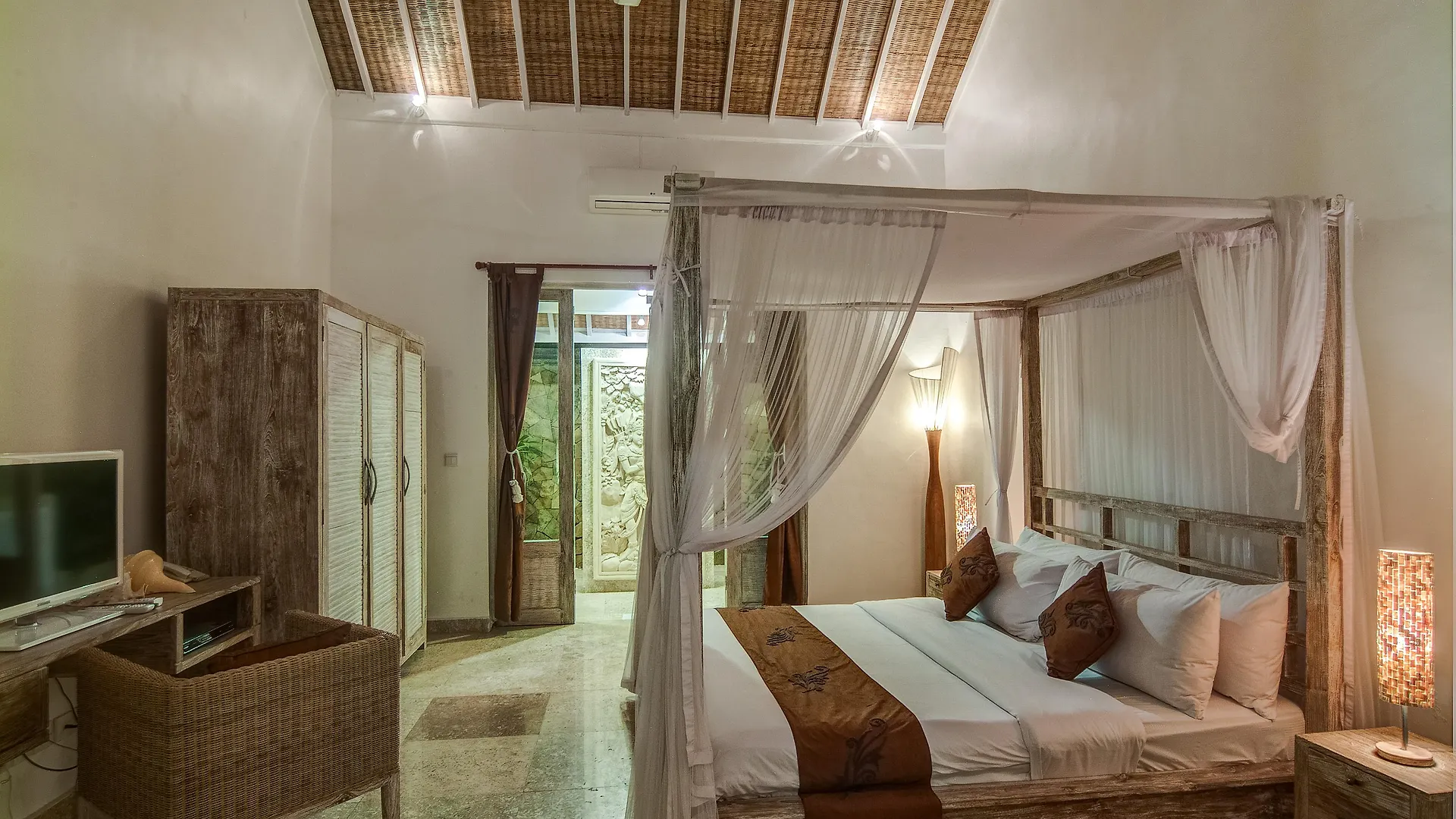 Bali Holiday Villas - La Playa Seminyak  Indonesia