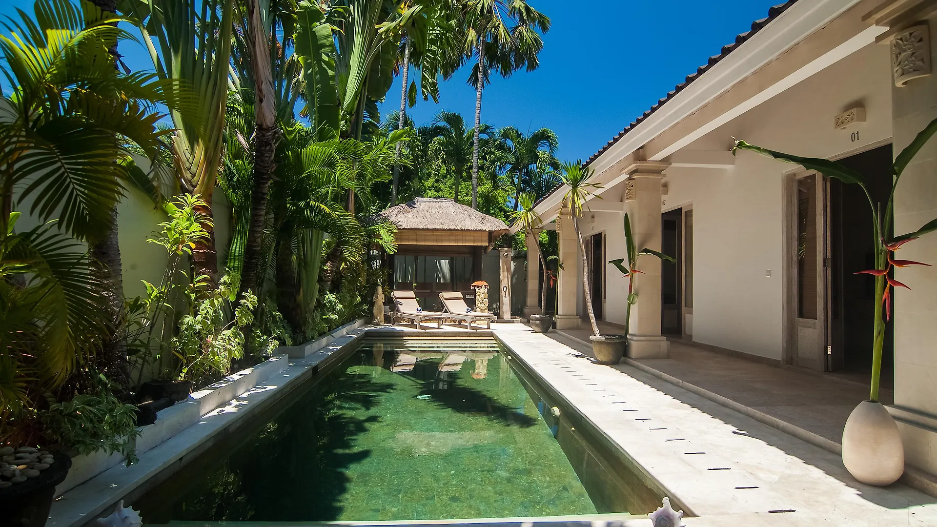 Bali Holiday Villas - La Playa Seminyak